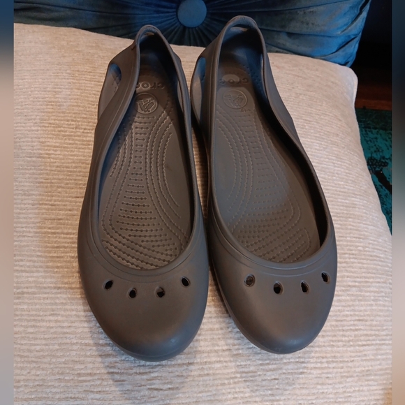 Women's CROCS  Brown Rubber Kadee Mary Jane Flats Sandal Size US 11 - Picture 1 of 4